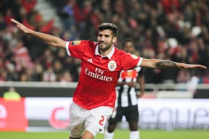 FC Nantes - Mercato : Matt Miazga évoqué, Lisandro Lopez aussi !